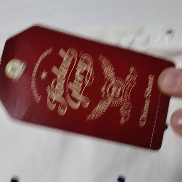 Shorts - Picture 2 of 3